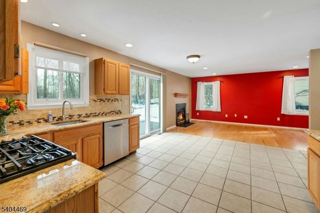 40 White Meadow Rd, Rockaway Twp., NJ 07866