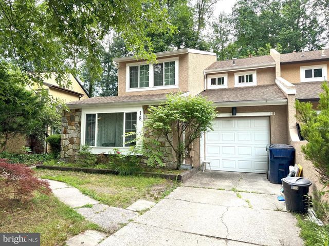 18 GOSHAWK CT, Voorhees, NJ 08043