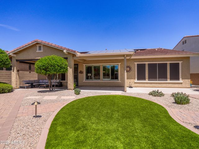 1719 W ALOE VERA Drive, Phoenix, AZ 85085