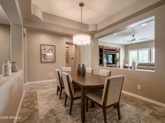 1719 W ALOE VERA Drive, Phoenix, AZ 85085