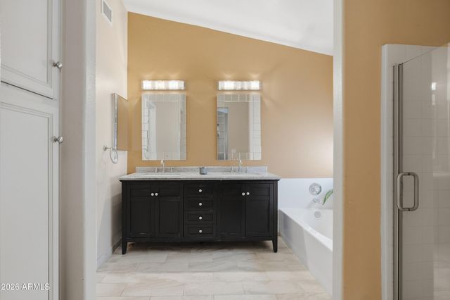 4060 W VILLA LINDA Drive, Glendale, AZ 85310