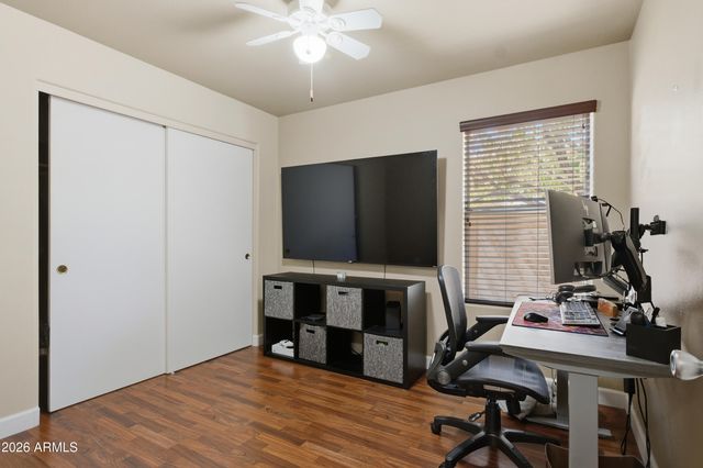 4060 W VILLA LINDA Drive, Glendale, AZ 85310