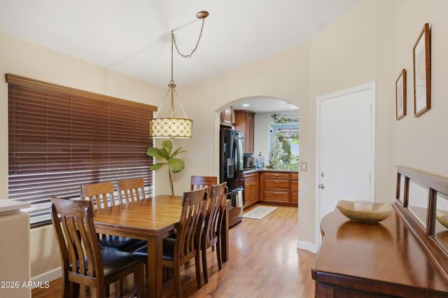 4060 W VILLA LINDA Drive, Glendale, AZ 85310
