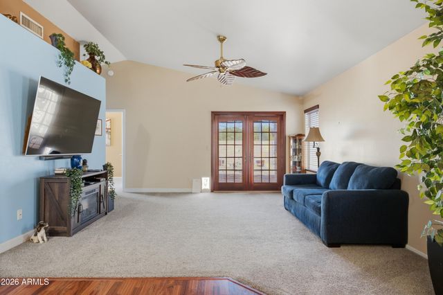 4060 W VILLA LINDA Drive, Glendale, AZ 85310