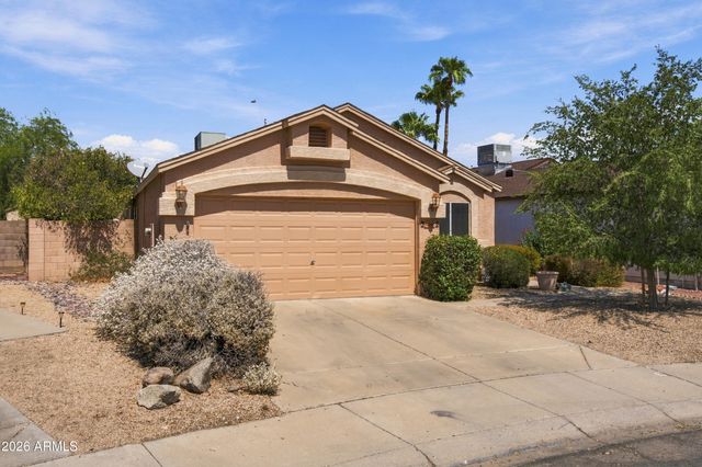 4060 W VILLA LINDA Drive, Glendale, AZ 85310