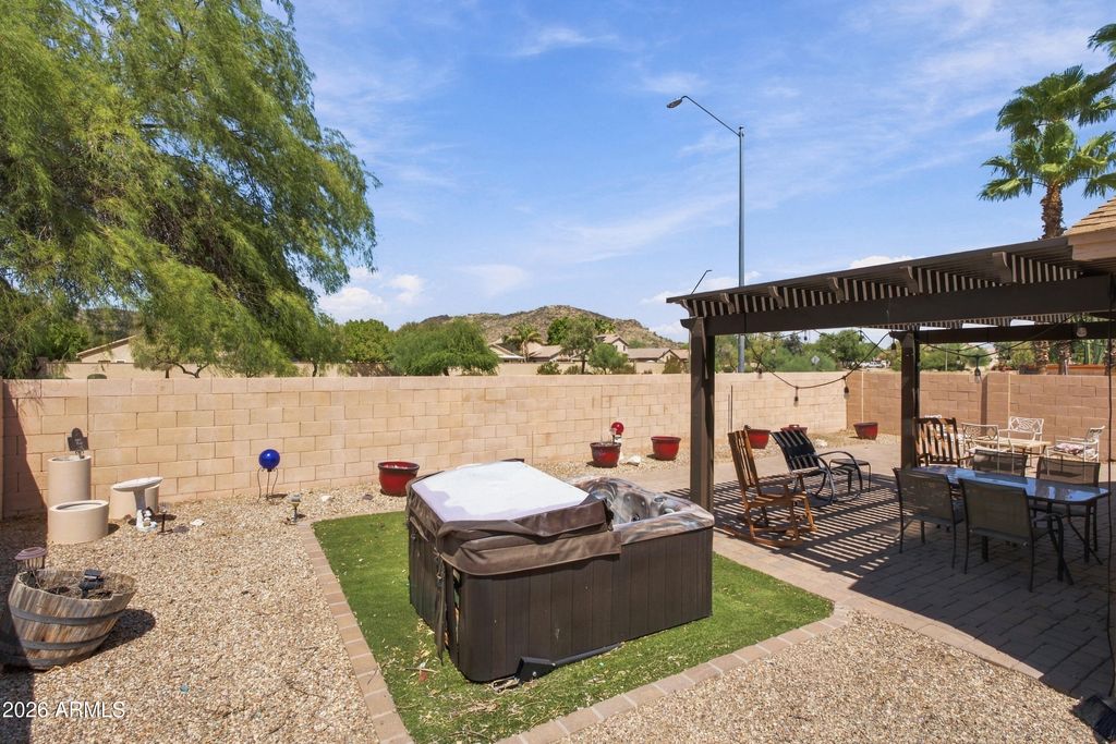 4060 W VILLA LINDA Drive, Glendale, AZ 85310 — photo 3