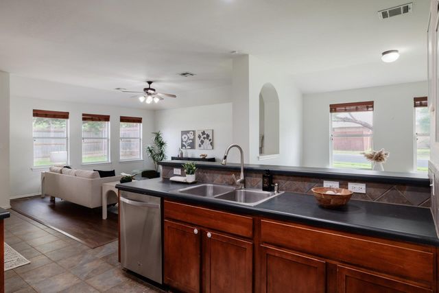 12101 Timber Heights DR, Austin, TX 78754