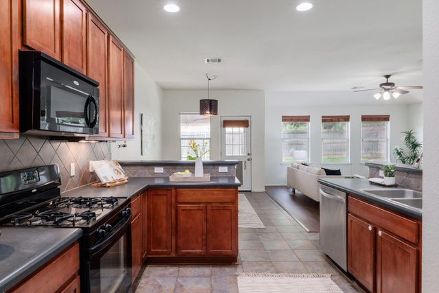 12101 Timber Heights DR, Austin, TX 78754