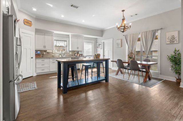 504 Sweet Gum Court, Cabot, AR 72023