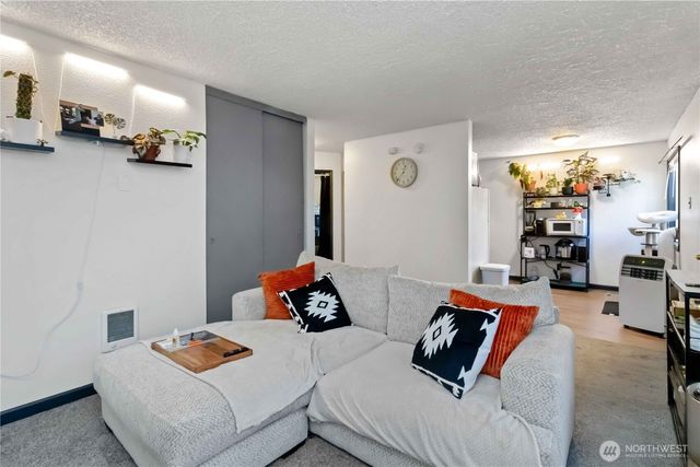 1337 10th Avenue, Longview, WA 98632