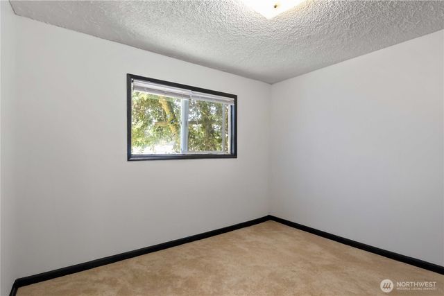 1337 10th Avenue, Longview, WA 98632