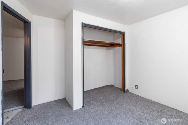 1337 10th Avenue, Longview, WA 98632