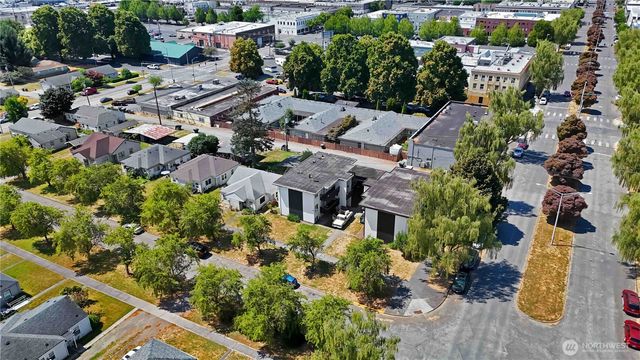 1337 10th Avenue, Longview, WA 98632