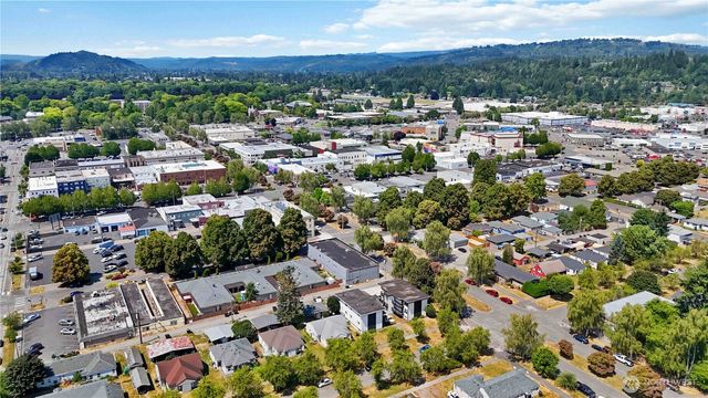 1337 10th Avenue, Longview, WA 98632