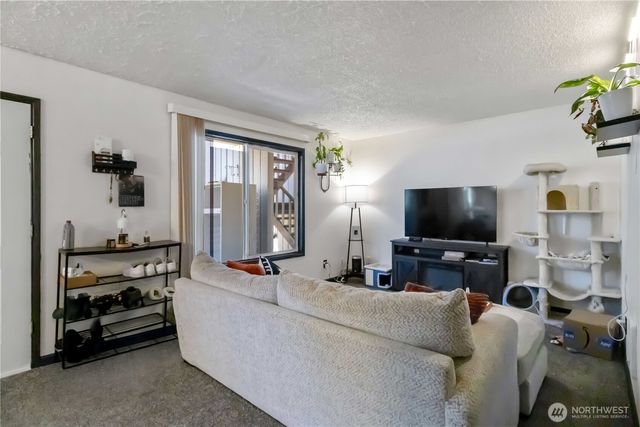 1337 10th Avenue, Longview, WA 98632