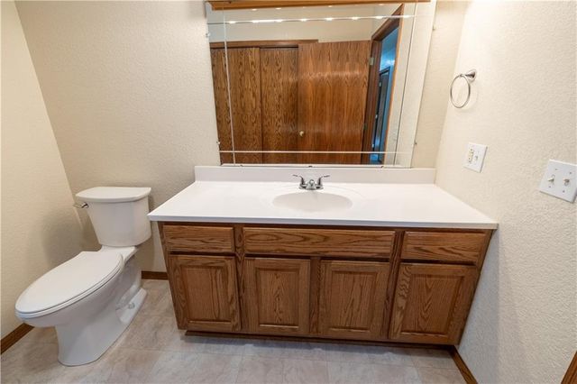 9769 County Road 427 Road, Savannah, MO 64485