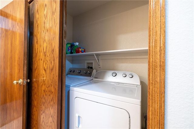 9769 County Road 427 Road, Savannah, MO 64485