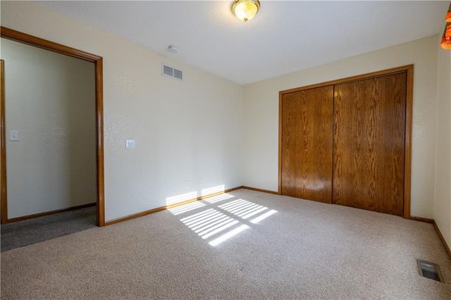 9769 County Road 427 Road, Savannah, MO 64485