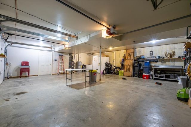 9769 County Road 427 Road, Savannah, MO 64485