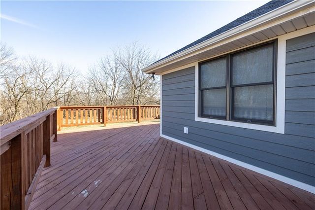 9769 County Road 427 Road, Savannah, MO 64485