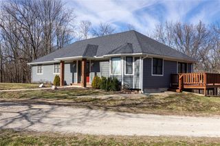 9769 County Road 427 Road, Savannah, MO 64485