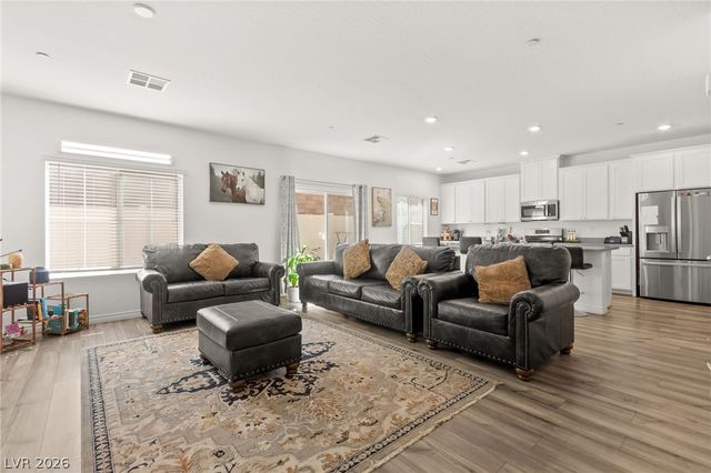 275 Luna Valley Way 1013, Henderson, NV 89011