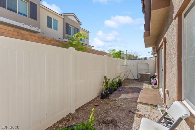 275 Luna Valley Way 1013, Henderson, NV 89011