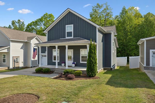 1004 Sycamore Rdg, E, Burns, TN 37029