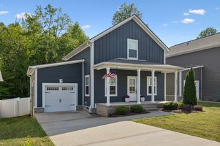 1004 Sycamore Rdg, E, Burns, TN 37029