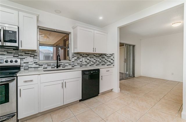 209 Jayview AVE, Lehigh Acres, FL 33936