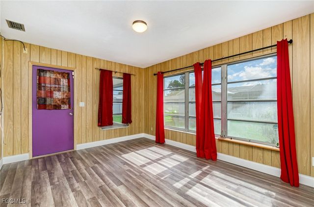 209 Jayview AVE, Lehigh Acres, FL 33936