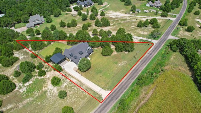 1095 Sister Grove Road, Van Alstyne, TX 75495