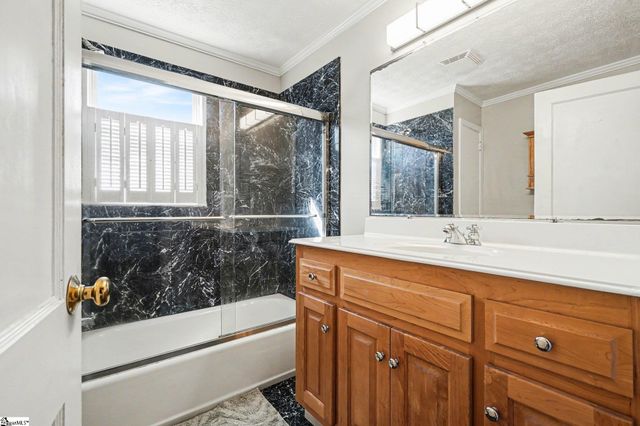 11 Bainbridge Drive, Greenville, SC 29611