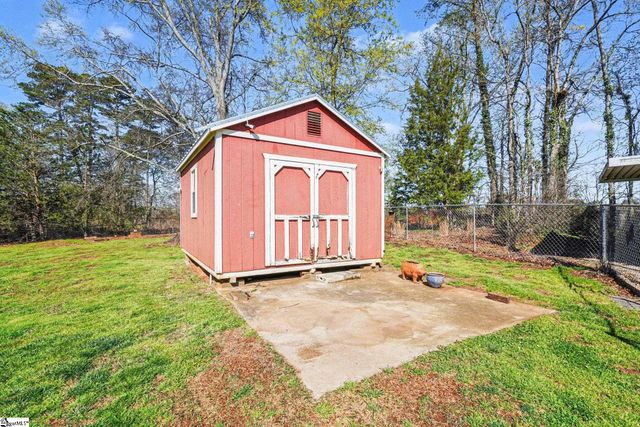 11 Bainbridge Drive, Greenville, SC 29611