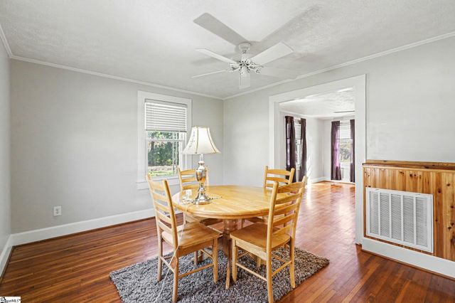 11 Bainbridge Drive, Greenville, SC 29611