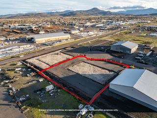 1917 Bobcat Way, White City, OR 97503