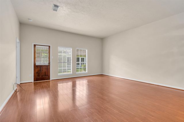 3310 Country Meadows Court, Pearland, TX 77584