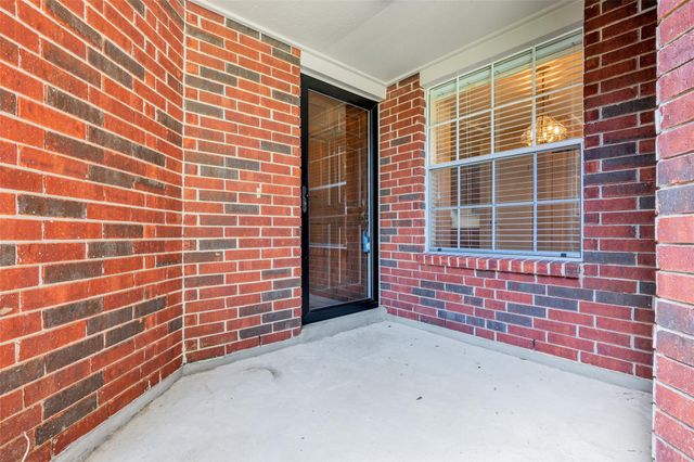 3310 Country Meadows Court, Pearland, TX 77584