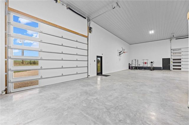 25594 Somerset Road, Louisburg, KS 66071