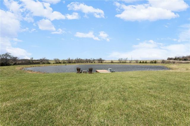 25594 Somerset Road, Louisburg, KS 66071