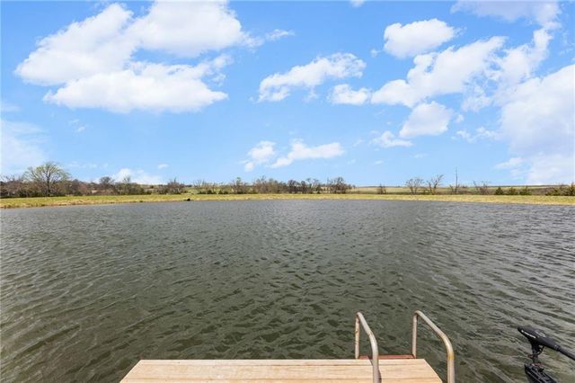 25594 Somerset Road, Louisburg, KS 66071