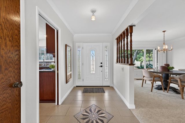 3006 Scenic Heights Way, Carmichael, CA 95608