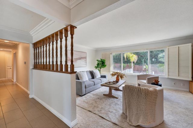 3006 Scenic Heights Way, Carmichael, CA 95608