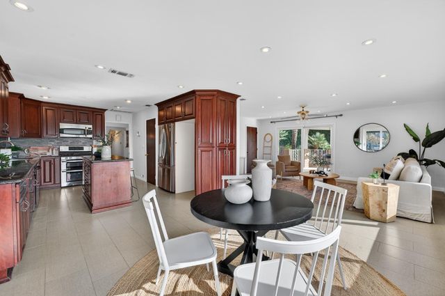 3006 Scenic Heights Way, Carmichael, CA 95608