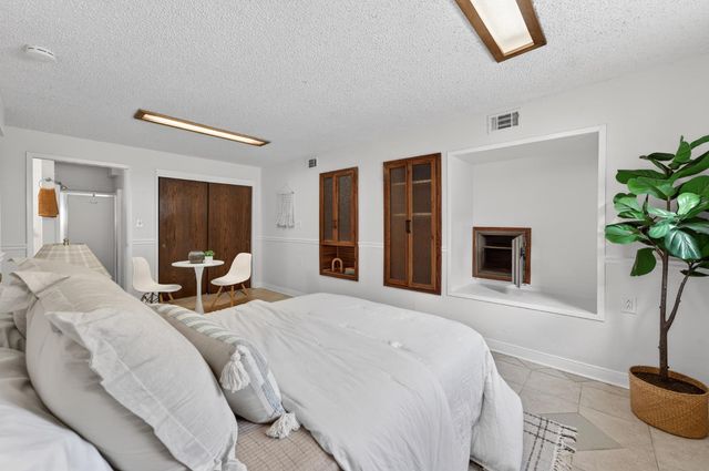 3006 Scenic Heights Way, Carmichael, CA 95608