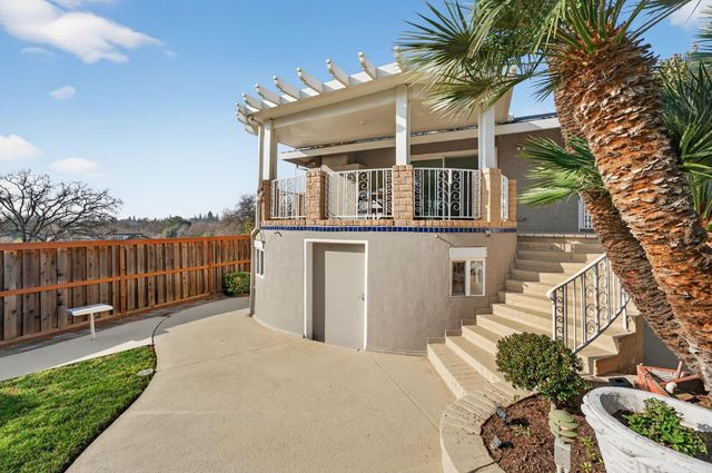 3006 Scenic Heights Way, Carmichael, CA 95608