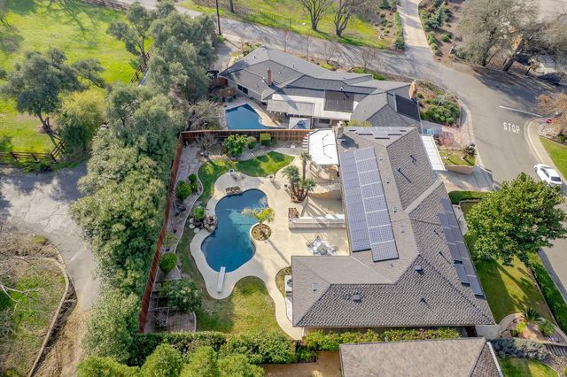 3006 Scenic Heights Way, Carmichael, CA 95608