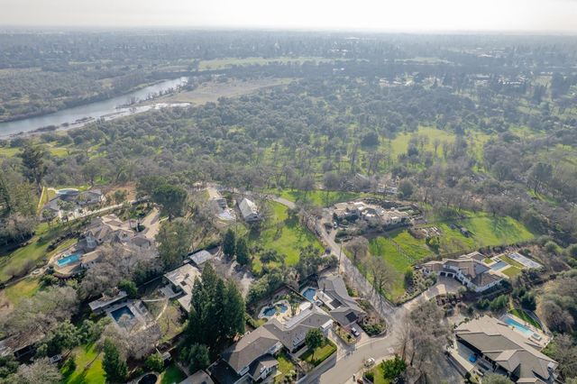 3006 Scenic Heights Way, Carmichael, CA 95608