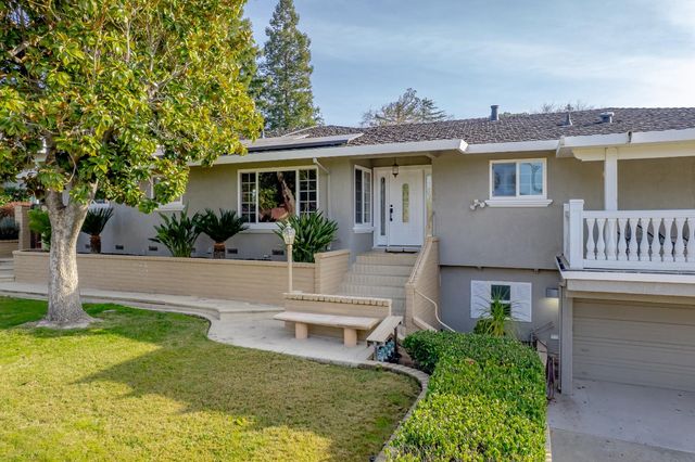 3006 Scenic Heights Way, Carmichael, CA 95608