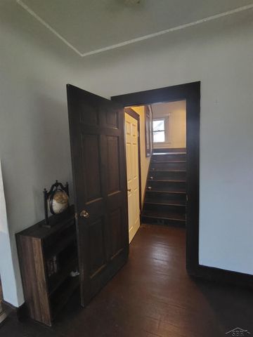 3221 Fulton Street, Saginaw, MI 48601